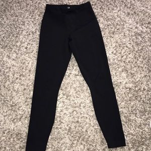 Size XS 90 degree black leggings